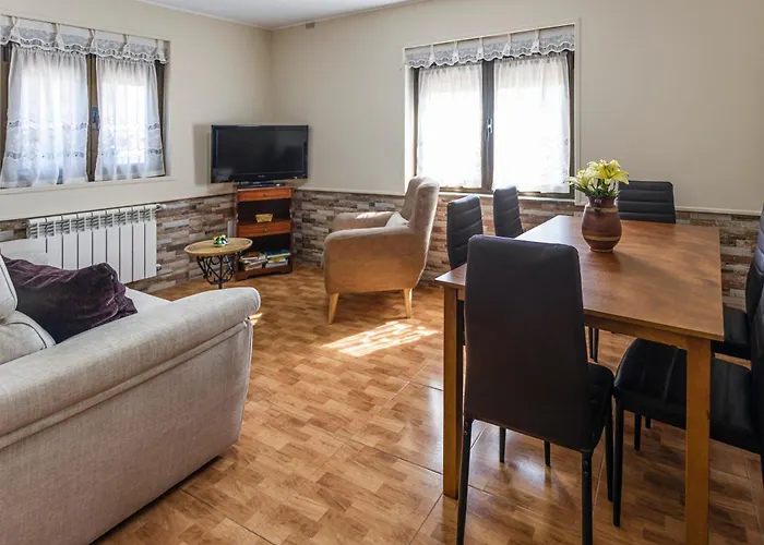 Carolina * Celorio (Llanes)