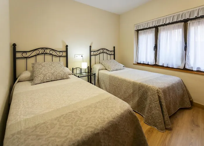 Carolina * Celorio (Llanes)